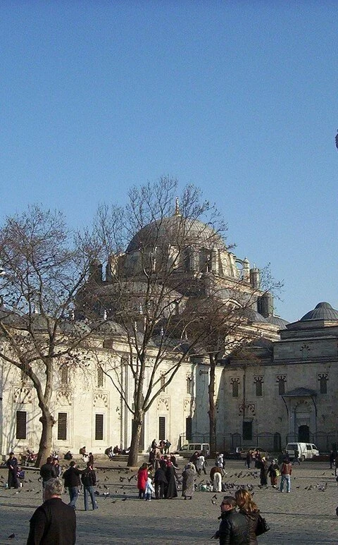 35 Famous Islamic Places Aroud the World Bayezid Mosque in Istanbul Turkey 480x773 35 Famous Islamic Places Aroud the World