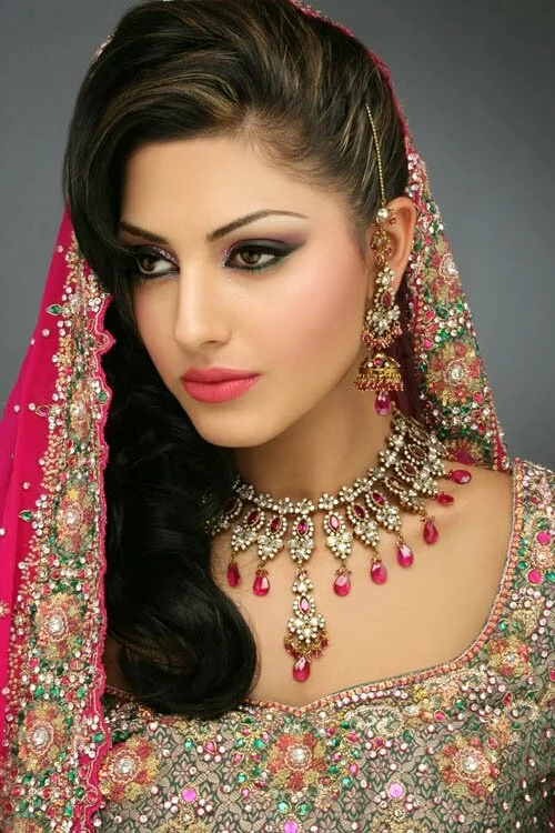 Jewelry and dresses collection for this marriage seasion 2011 Jewellry 8 Jewelry and dresses collection for this marriage seasion 2011