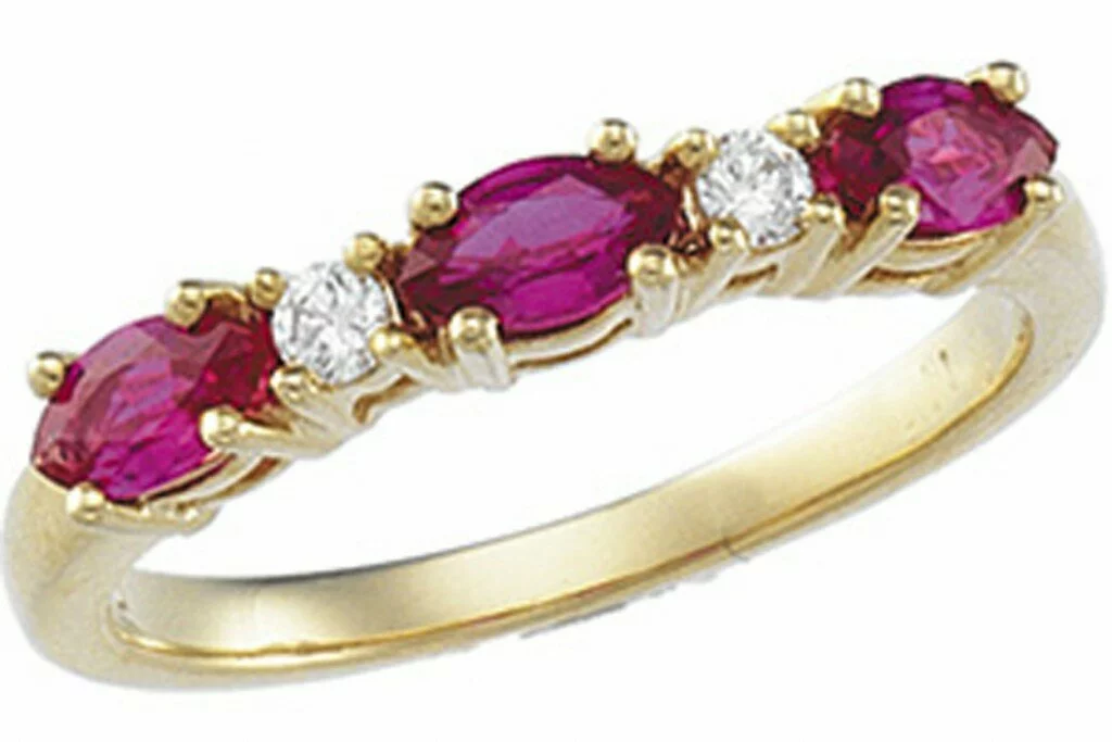 ring diamond ruby 1024x683 New design colorful  diamond gold rings collection photo gallery 2011