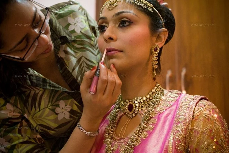 Around The World Muslim Weddings, Dresses And Makeup A muslim wedding in New Delhi India Around The World Muslim Weddings, Dresses And Makeup