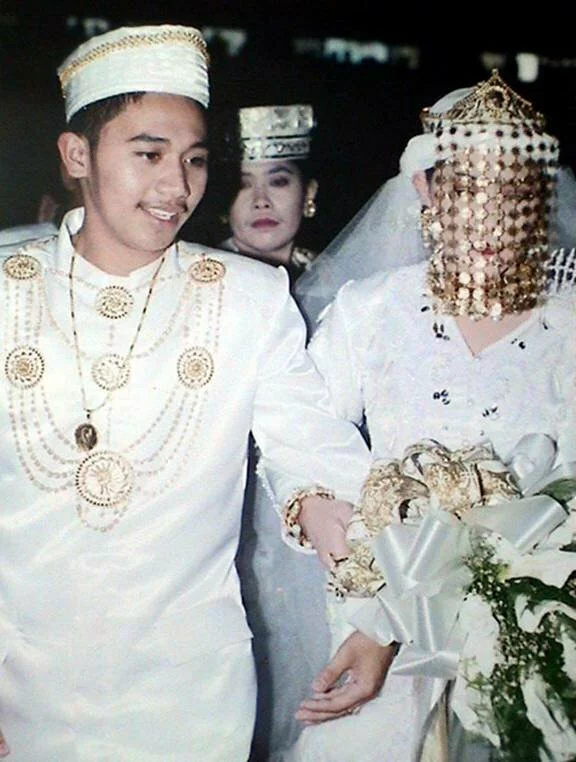 Around The World Muslim Weddings, Dresses And Makeup Arabic muslim wedding Around The World Muslim Weddings, Dresses And Makeup