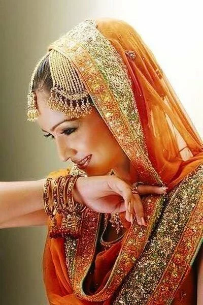 Around The World Muslim Weddings, Dresses And Makeup Indian muslim wedding female Around The World Muslim Weddings, Dresses And Makeup