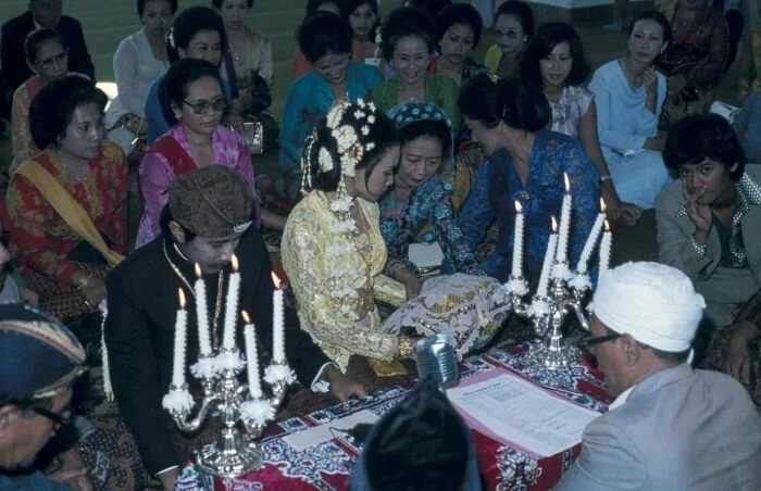 Around The World Muslim Weddings, Dresses And Makeup Malysian Muslim wedding Around The World Muslim Weddings, Dresses And Makeup
