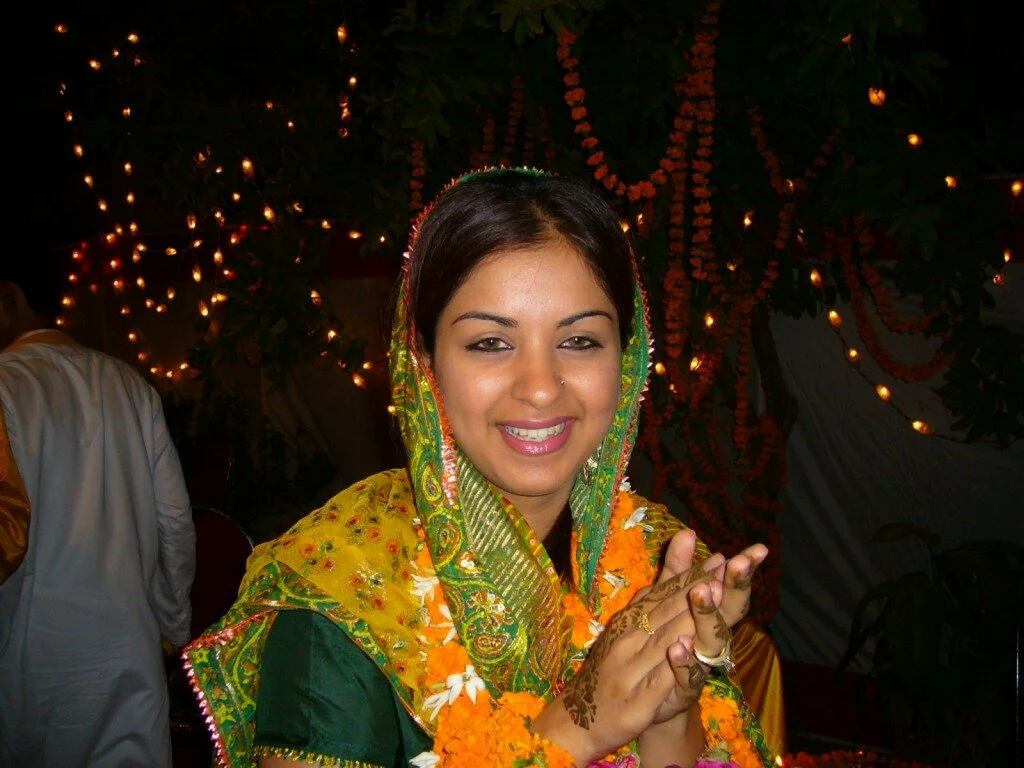 Around The World Muslim Weddings, Dresses And Makeup Pakistani bride the beauty of pakistan image 3 1024x768 Around The World Muslim Weddings, Dresses And Makeup