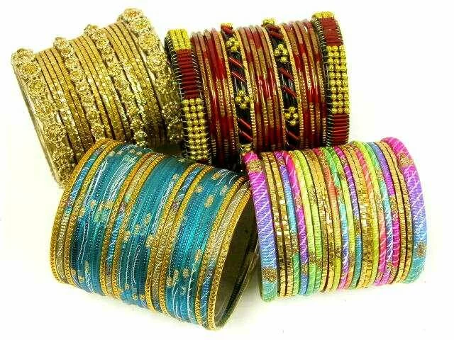 Beautiful wedding bangles, bridal wear photo gallery Iandian weddinds colorful Glass Bangles Beautiful wedding bangles, bridal wear photo gallery