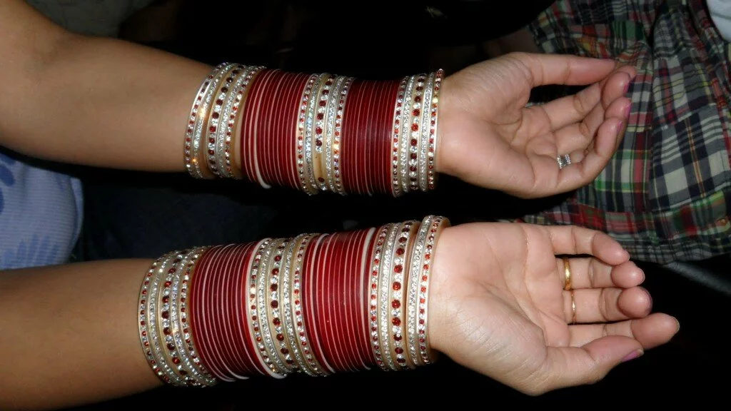 Beautiful wedding bangles, bridal wear photo gallery Indian womens wedding wear 1024x576 Beautiful wedding bangles, bridal wear photo gallery