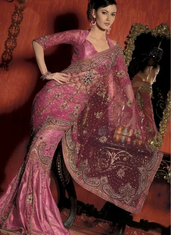 Latest beautiful Indian bridal and all type saree for womens Latest beautiful Indian Bridal saree for womens image 1 by Muslimblog.co .in Latest beautiful Indian bridal and all type saree for womens