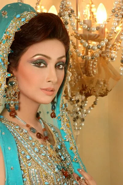 Pakistani marriage and new bridal dress with makeup styel 2011