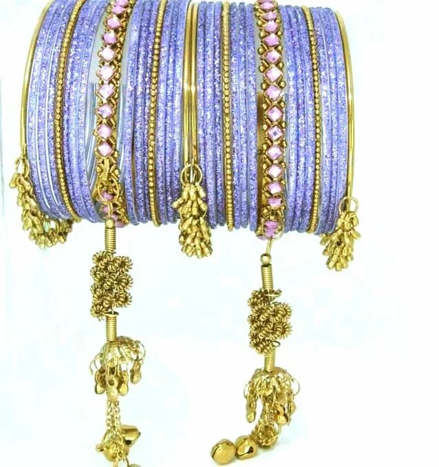 Beautiful wedding bangles, bridal wear photo gallery Punjabi weddinds bangels Beautiful wedding bangles, bridal wear photo gallery