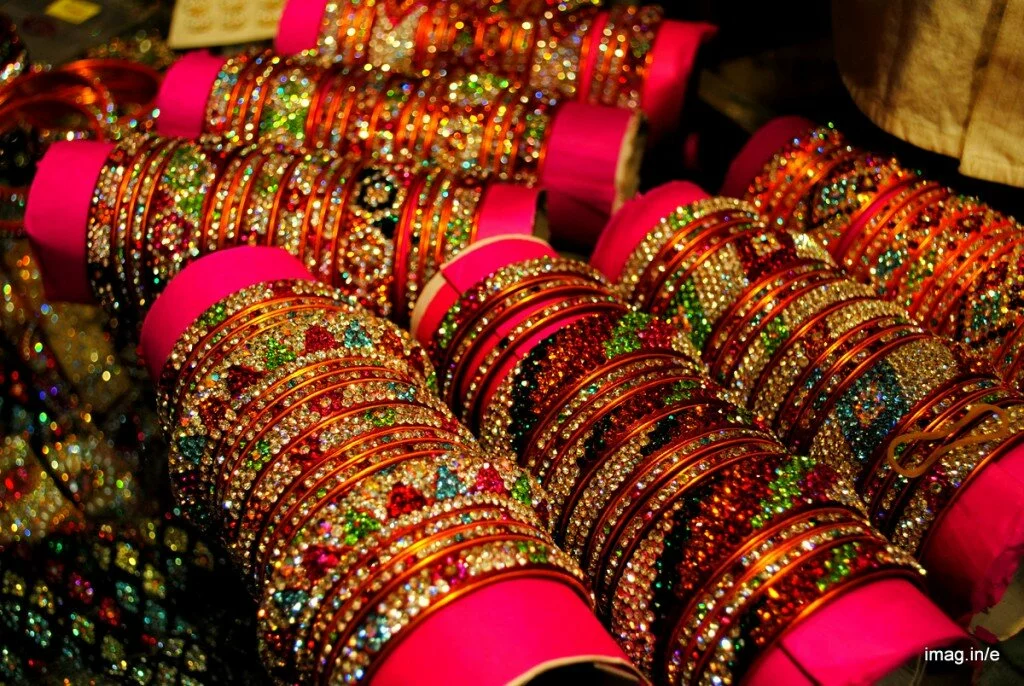 Wedding bangles store from hyderabad 1024x686 Beautiful wedding bangles, bridal wear photo gallery