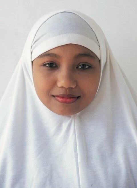 Muslim Women and the Veil hijab2 e1306496260536 480x658 Muslim Women and the Veil