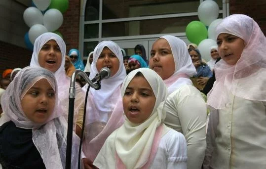 Islamic laws and Their Implementation in Modern Society Modern Society Islamic laws and Their Implementation in Modern Society