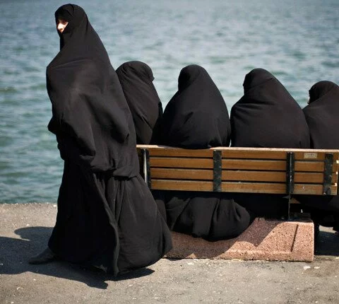The Islamic Rights for women and what is the circumstances for Woman in all over the World muslim women 480x430 The Islamic Rights for women and what is the circumstances for Woman in all over the World