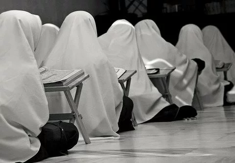 The Remarkable Rights the females in Islam women in islam1 480x333 The Remarkable Rights the females in Islam