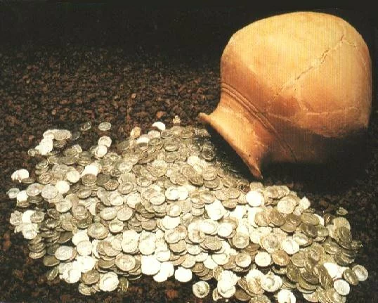 Know the fundamental Philosophical principles of Islamic Economics coins Know the fundamental Philosophical principles of Islamic Economics