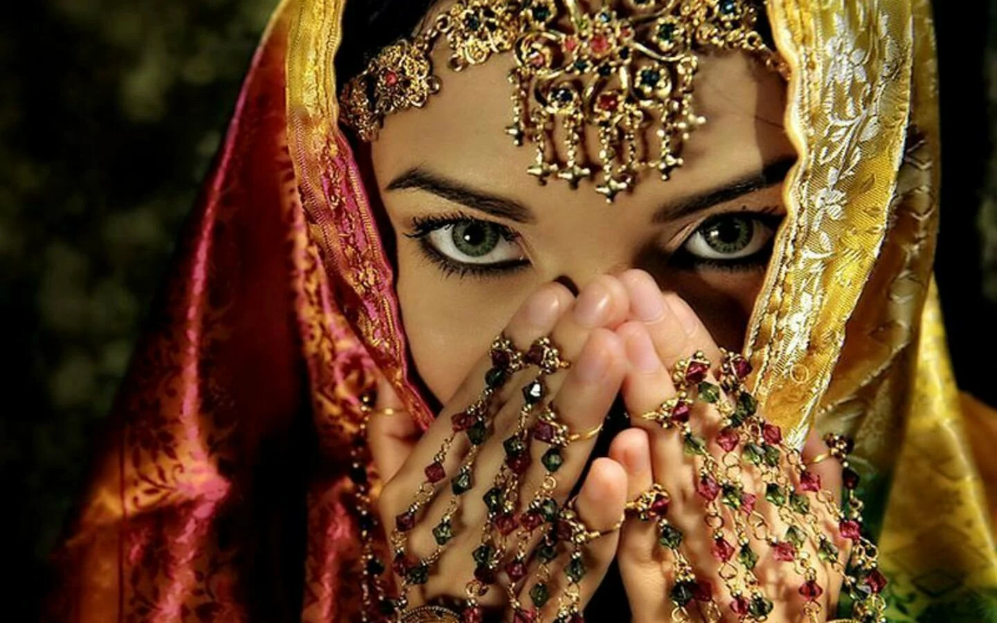 Women eyes hijab eastern Islamic Wallpaper wallpaper 1609366 Women eyes hijab eastern Islamic Wallpaper