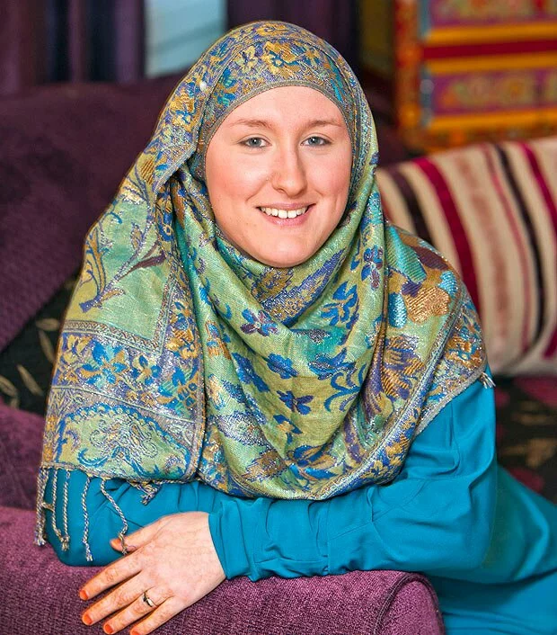 Jayne Kemp Left Catholic Roots Behind After ‘Falling In Love’ With Islam jayne kemp Jayne Kemp Left Catholic Roots Behind After ‘Falling In Love’ With Islam