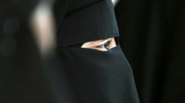Women Issues Related to Fasting and Ramadan Muslim Woman Wearing Niqab1 600x336 Women Issues Related to Fasting and Ramadan